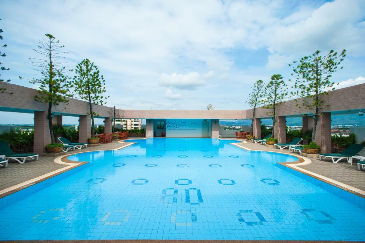 The Park Hotel, Chiang Mai Exterior foto